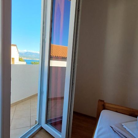 Apartments Adriana Omišalj Εξωτερικό φωτογραφία