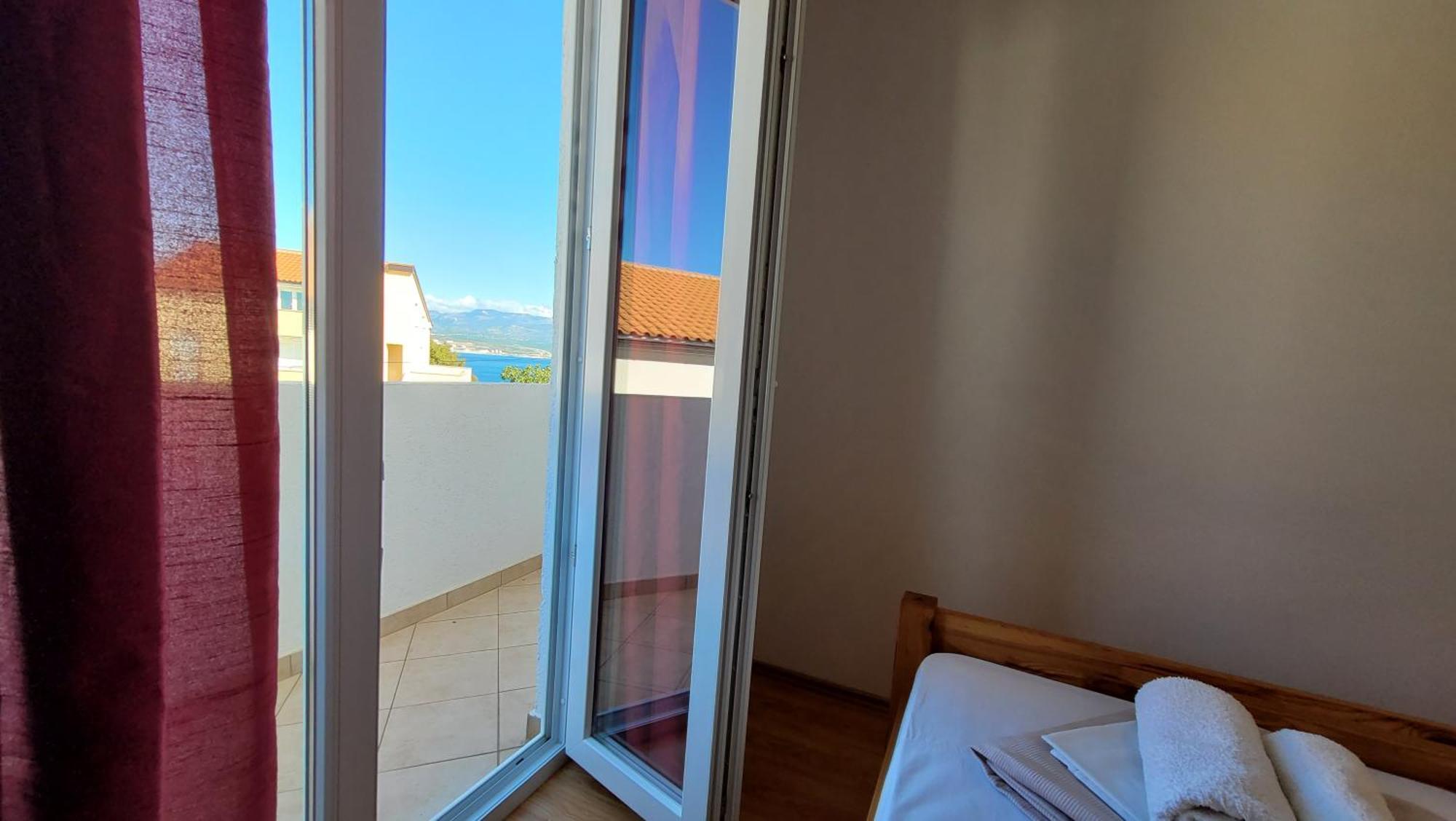 Apartments Adriana Omišalj Εξωτερικό φωτογραφία
